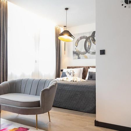 Apartmani Mozart-Centar فيروفيتيكا المظهر الخارجي الصورة