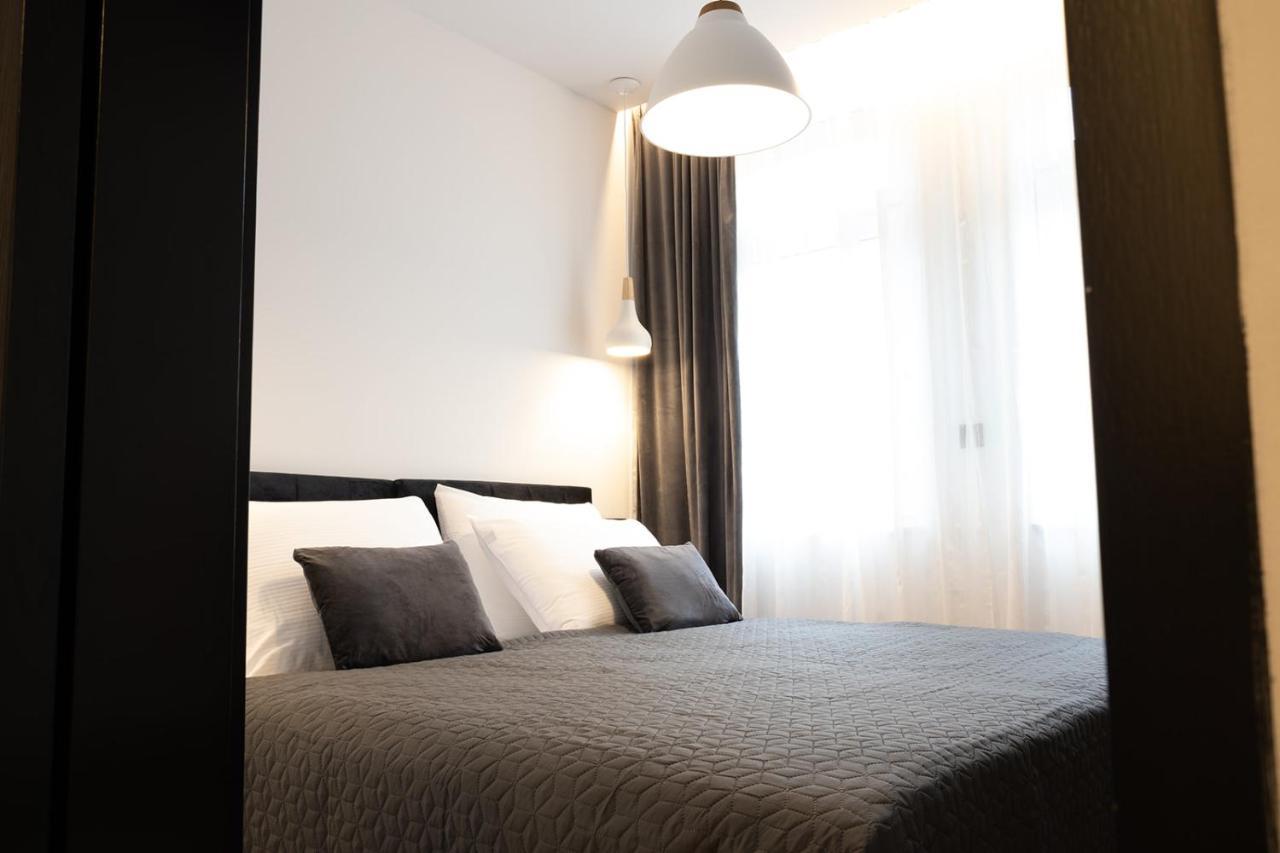 Apartmani Mozart-Centar فيروفيتيكا المظهر الخارجي الصورة